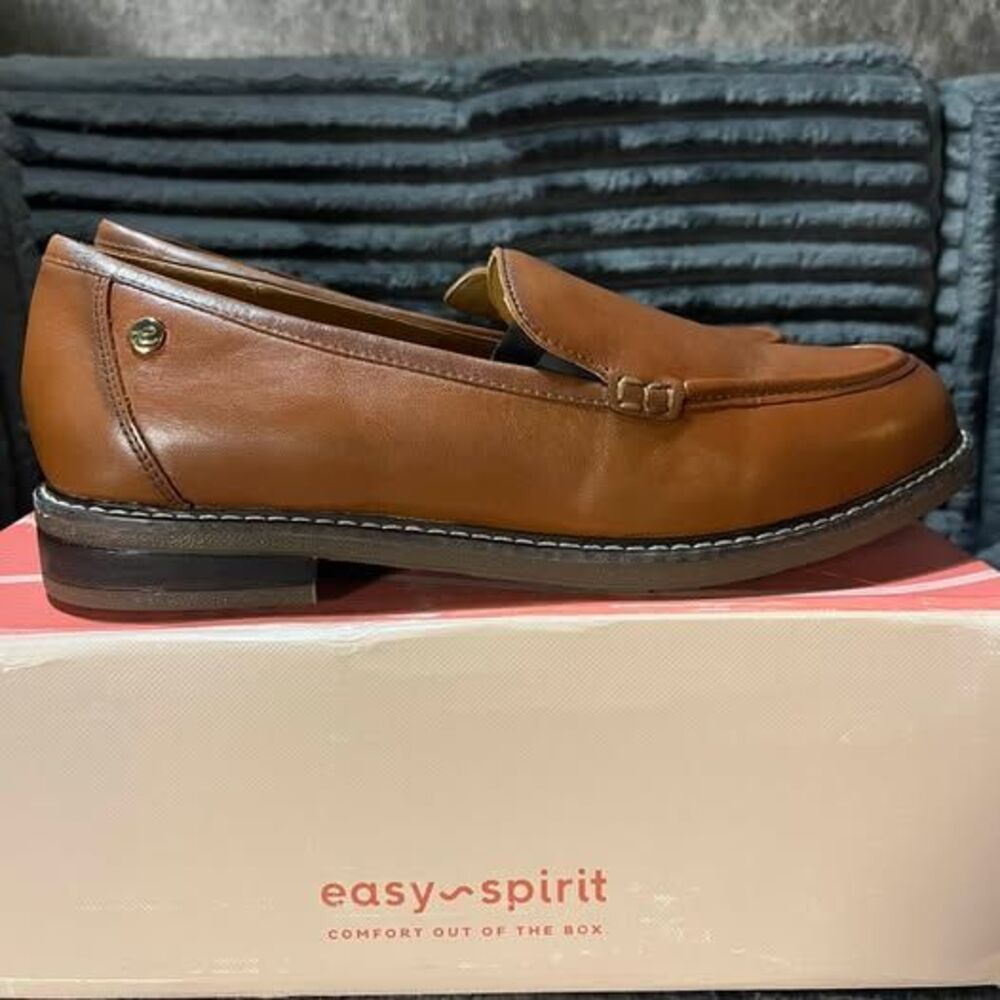 Easy Spirit Brown Leather Loafers Size 10W wide